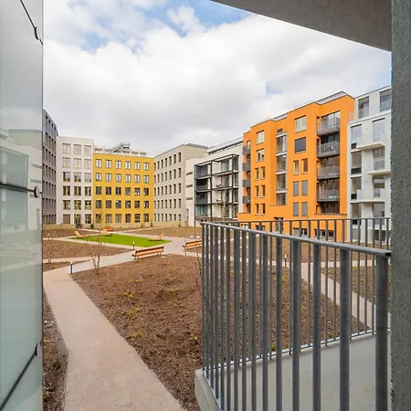 Industrialux In Premium Smichov City By Rentez Daire *